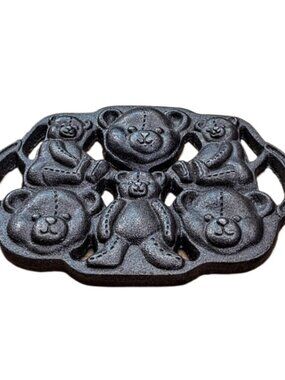 Vintage Cast Iron Teddy Bear Cornbread Cookie Muffin Mold 9”x7” Unused EUC